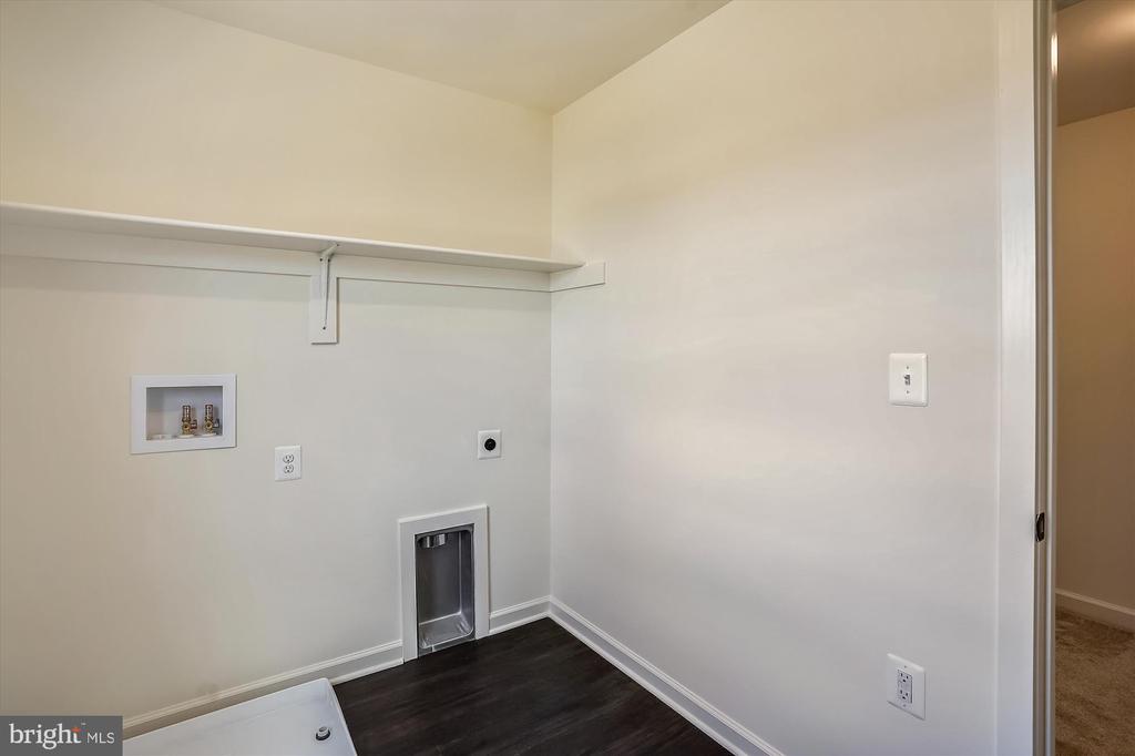 MOSES PL, CULPEPER, Virginia 22701, 4 Bedrooms Bedrooms, ,2 BathroomsBathrooms,Residential,MOSES PL,VACU2012918 MLS # VACU2012918