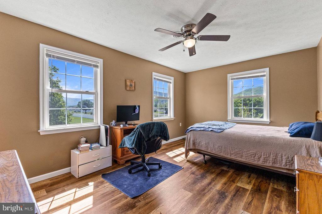 111 DEERFIELD ESTS DR, STANLEY, Virginia 22851, 4 Bedrooms Bedrooms, ,2 BathroomsBathrooms,Residential,111 DEERFIELD ESTS DR,VAPA2006156 MLS # VAPA2006156