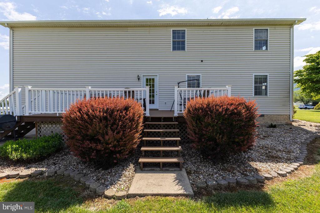 111 DEERFIELD ESTS DR, STANLEY, Virginia 22851, 4 Bedrooms Bedrooms, ,2 BathroomsBathrooms,Residential,111 DEERFIELD ESTS DR,VAPA2006156 MLS # VAPA2006156