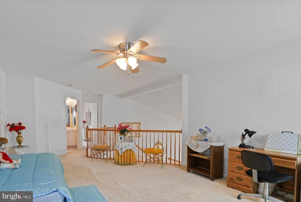 5417 E RICH MOUNTAIN WAY, FREDERICKSBURG, Virginia 22407, 3 Bedrooms Bedrooms, ,4 BathroomsBathrooms,Residential,5417 E RICH MOUNTAIN WAY,VASP2039938 MLS # VASP2039938