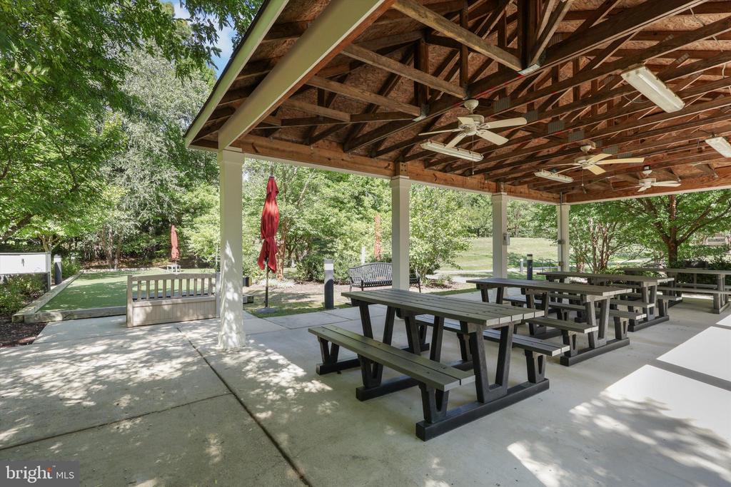 5417 E RICH MOUNTAIN WAY, FREDERICKSBURG, Virginia 22407, 3 Bedrooms Bedrooms, ,4 BathroomsBathrooms,Residential,5417 E RICH MOUNTAIN WAY,VASP2039938 MLS # VASP2039938