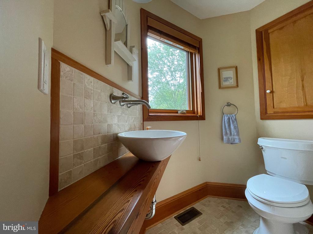 821 LONG MOUNTAIN RD, WASHINGTON, Virginia, 3 Bedrooms Bedrooms, ,2 BathroomsBathrooms,Residential,821 LONG MOUNTAIN RD,VARP2002520 MLS # VARP2002520