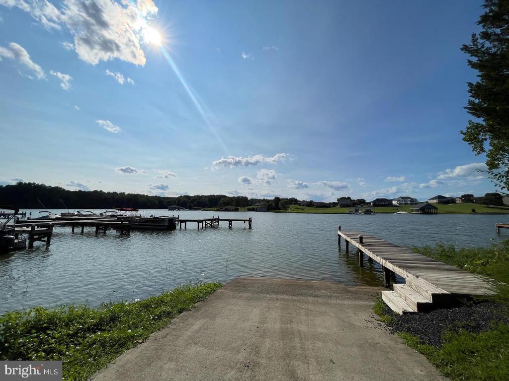 6608 WATER VIEW LN, MINERAL, Virginia 23117, 4 Bedrooms Bedrooms, ,3 BathroomsBathrooms,Residential,6608 WATER VIEW LN,VASP2039942 MLS # VASP2039942