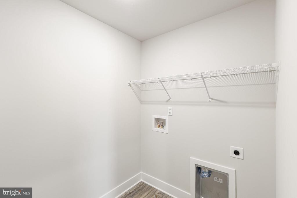 502 LIBERTY BLVD, LOCUST GROVE, Virginia 22508, 4 Bedrooms Bedrooms, ,2 BathroomsBathrooms,Residential,502 LIBERTY BLVD,VAOR2013516 MLS # VAOR2013516