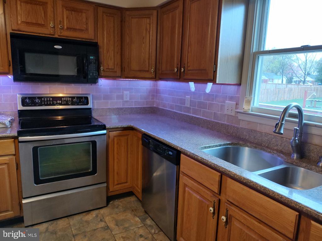 3 MEADOW LN, LURAY, Virginia 22835, 4 Bedrooms Bedrooms, ,3 BathroomsBathrooms,Residential,3 MEADOW LN,VAPA2006158 MLS # VAPA2006158