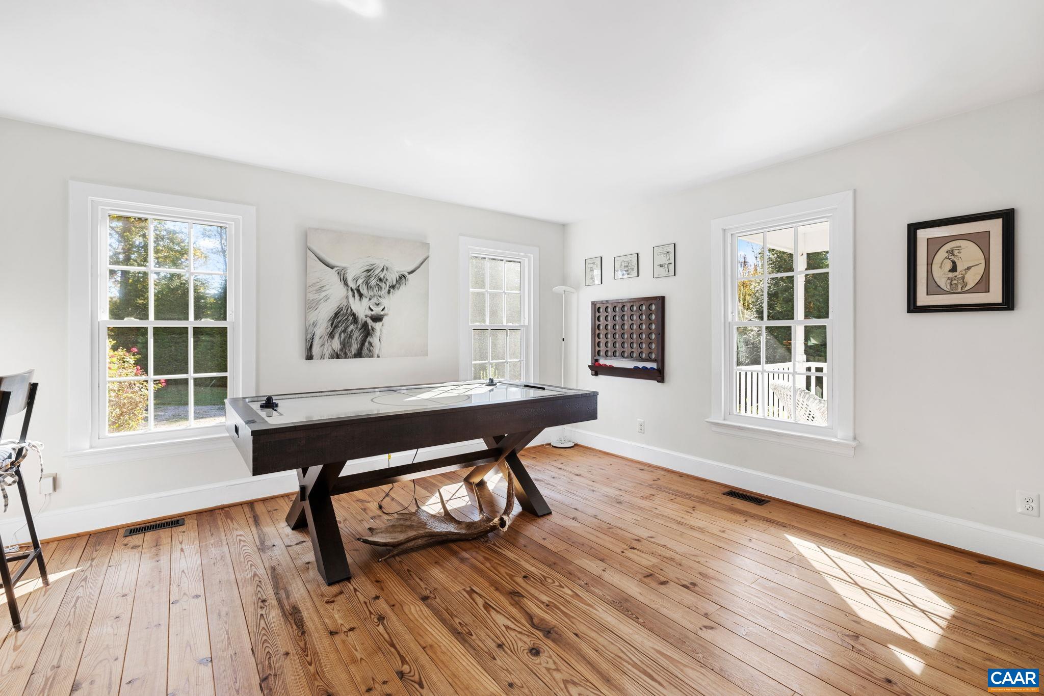 6256 OLD BUCKINGHAM RD, POWHATAN, Virginia 23139, 4 Bedrooms Bedrooms, ,2 BathroomsBathrooms,Residential,6256 OLD BUCKINGHAM RD,674215 MLS # 674215