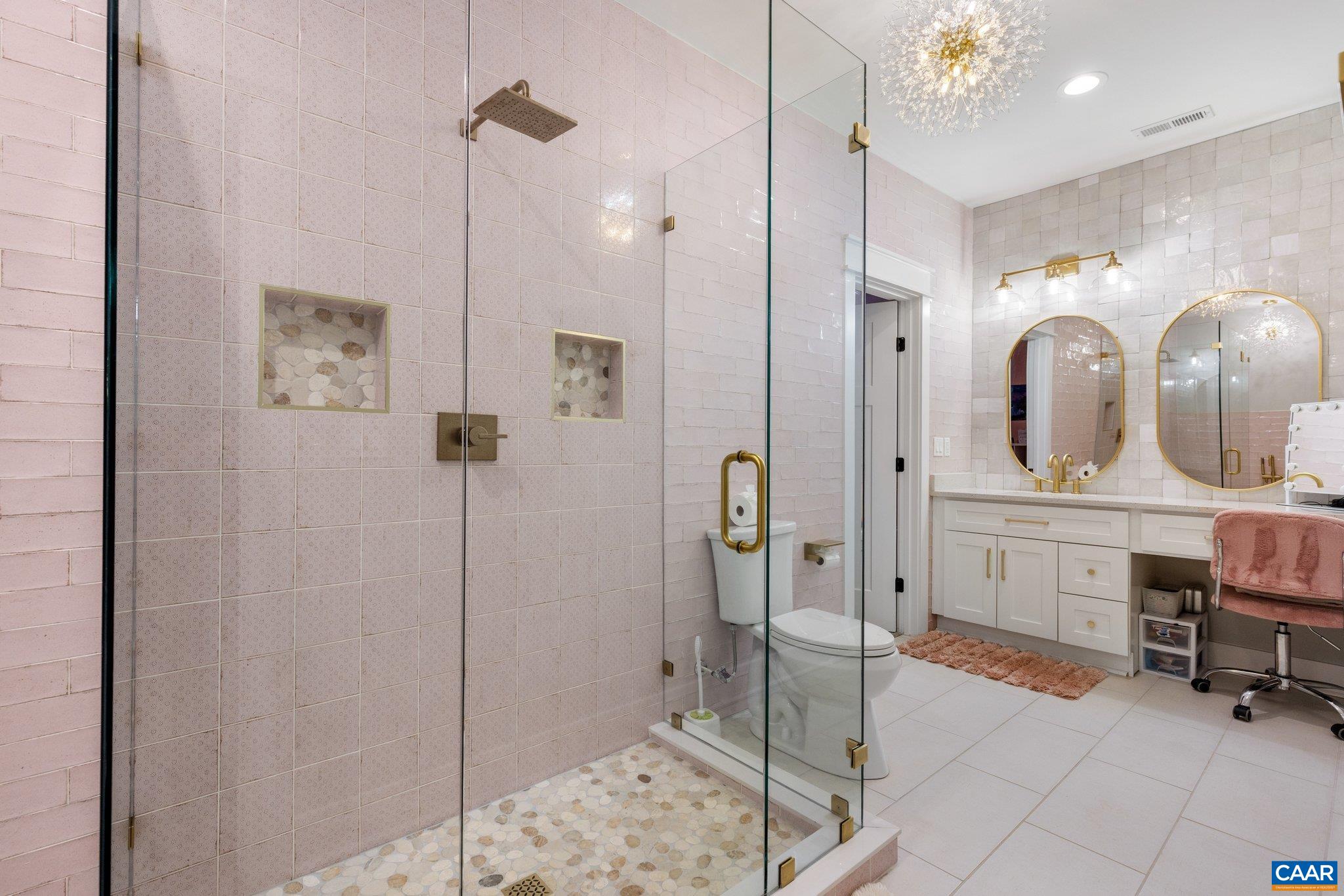 6256 OLD BUCKINGHAM RD, POWHATAN, Virginia 23139, 4 Bedrooms Bedrooms, ,2 BathroomsBathrooms,Residential,6256 OLD BUCKINGHAM RD,674215 MLS # 674215