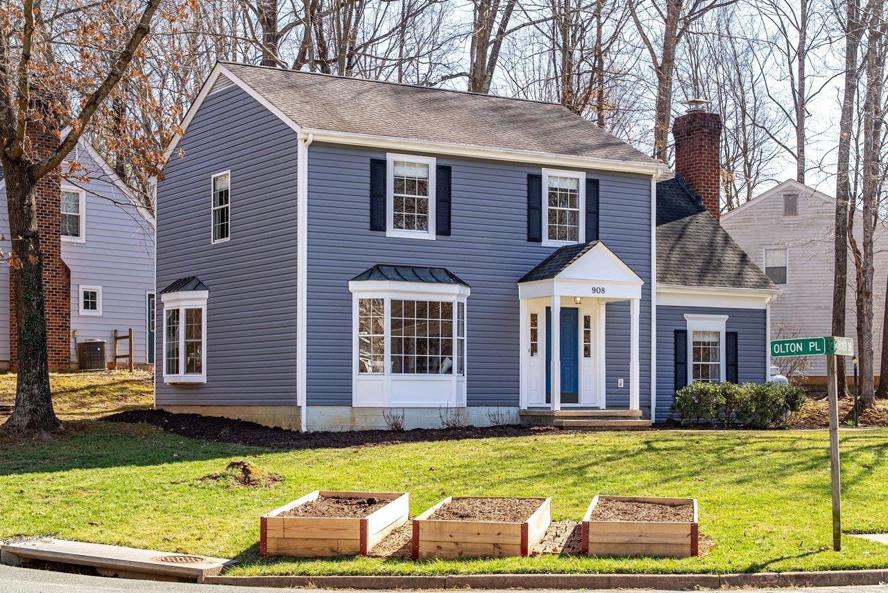 908 ROYER DR, CHARLOTTESVILLE, Virginia 22902, 4 Bedrooms Bedrooms, ,2 BathroomsBathrooms,Residential,908 ROYER DR,674219 MLS # 674219