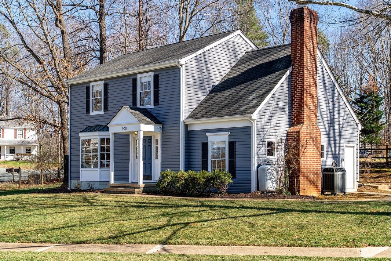 908 ROYER DR, CHARLOTTESVILLE, Virginia 22902, 4 Bedrooms Bedrooms, ,2 BathroomsBathrooms,Residential,908 ROYER DR,674219 MLS # 674219