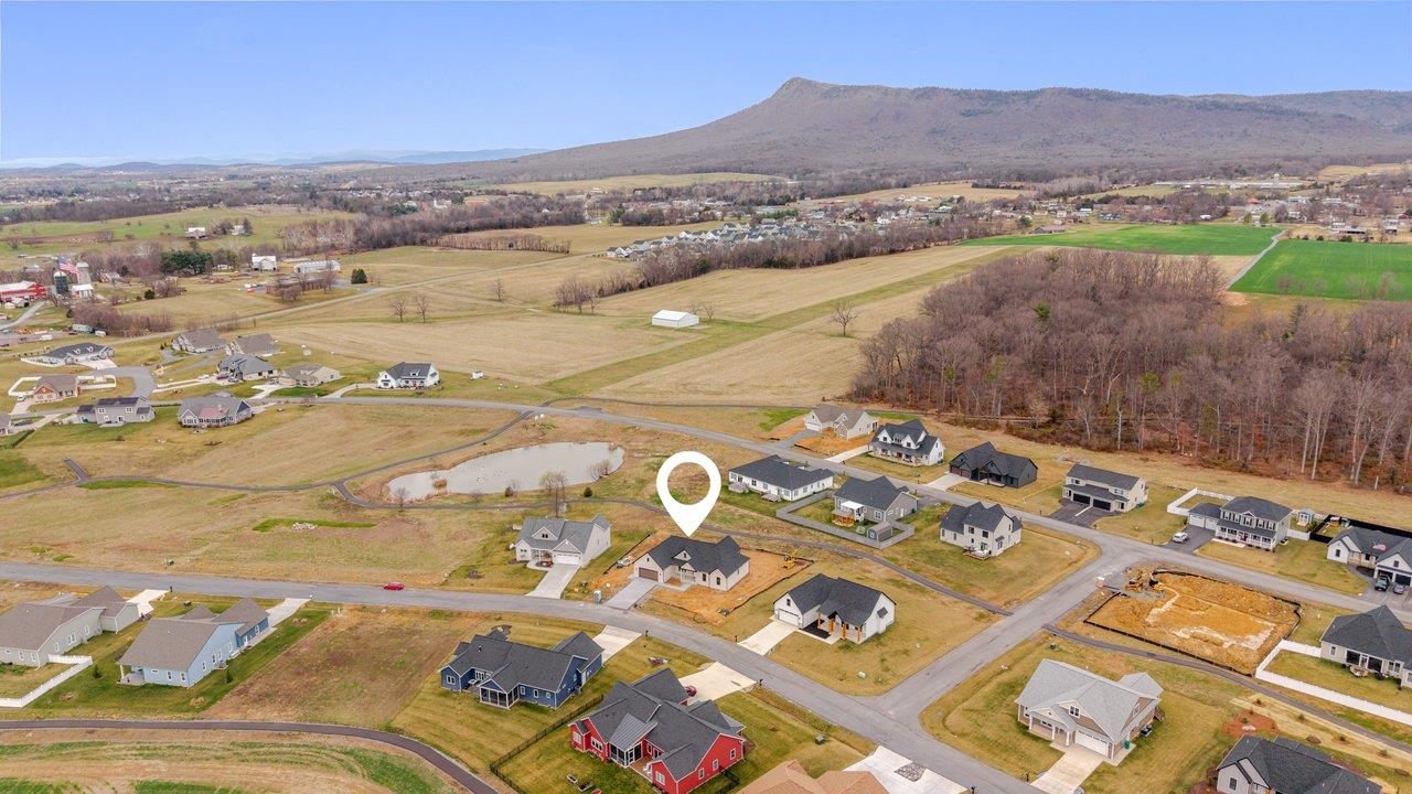 5115 RETRIEVER LN, MCGAHEYSVILLE, Virginia 22840, 4 Bedrooms Bedrooms, ,2 BathroomsBathrooms,Residential,5115 RETRIEVER LN,674220 MLS # 674220