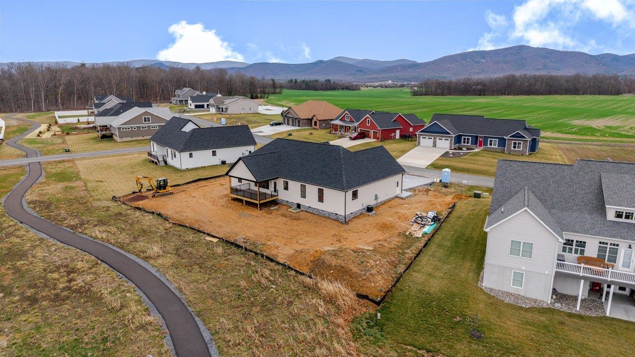 5115 RETRIEVER LN, MCGAHEYSVILLE, Virginia 22840, 4 Bedrooms Bedrooms, ,2 BathroomsBathrooms,Residential,5115 RETRIEVER LN,674220 MLS # 674220