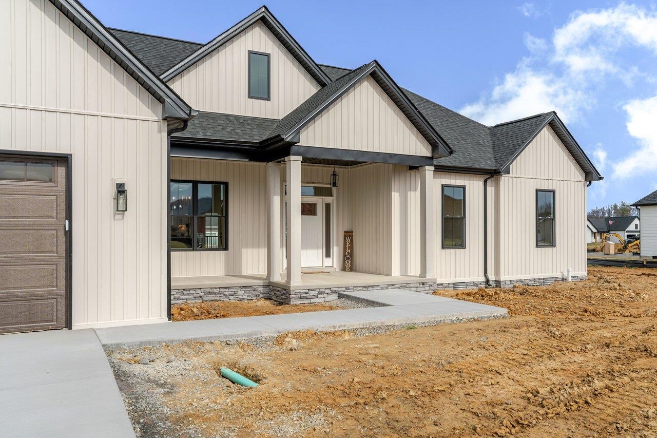 5115 RETRIEVER LN, MCGAHEYSVILLE, Virginia 22840, 4 Bedrooms Bedrooms, ,2 BathroomsBathrooms,Residential,5115 RETRIEVER LN,674220 MLS # 674220