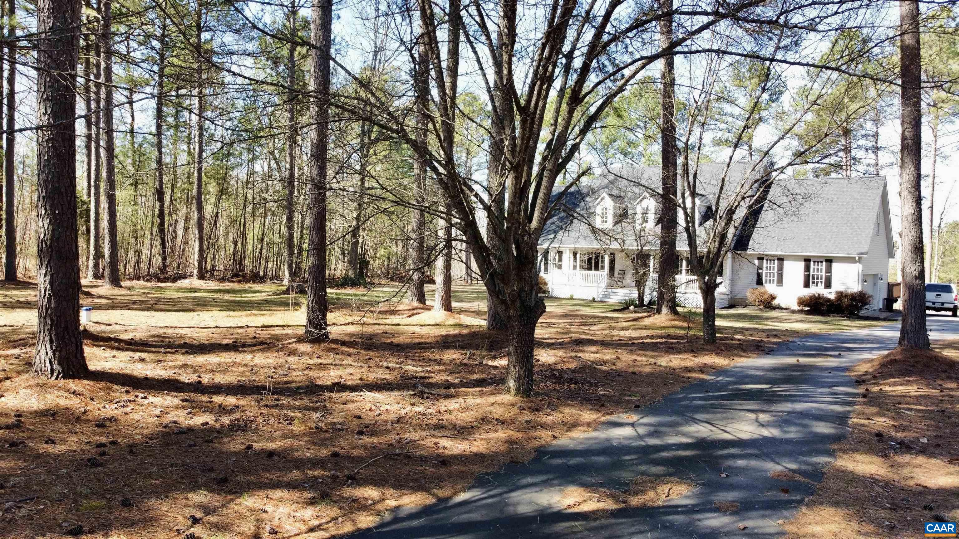 651 KENTS MILL RD, LOUISA, Virginia 23093, 7 Bedrooms Bedrooms, ,4 BathroomsBathrooms,Residential,651 KENTS MILL RD,674221 MLS # 674221