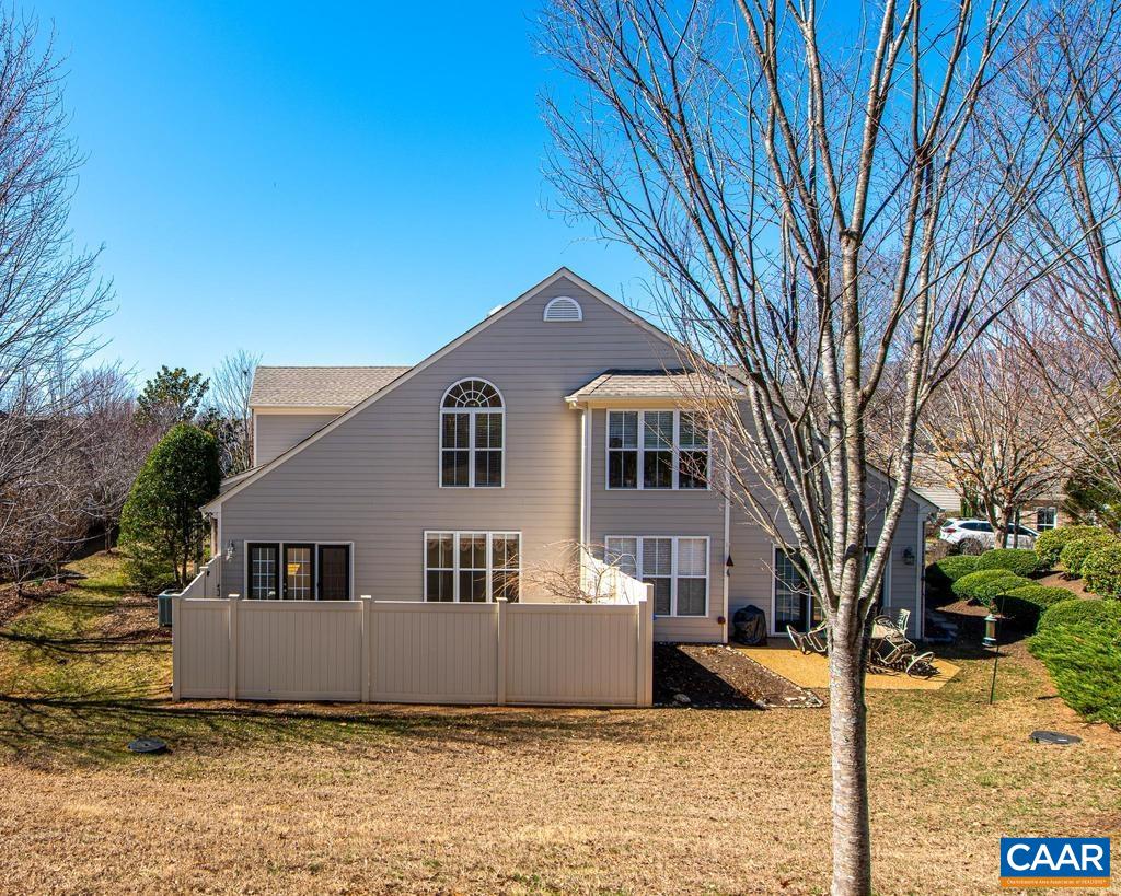 1315 GATE POST LN, CHARLOTTESVILLE, Virginia 22901, 3 Bedrooms Bedrooms, ,2 BathroomsBathrooms,Residential,1315 GATE POST LN,674227 MLS # 674227 1315 GATE POST LN, CHARLOTTESVILLE, Virginia 22901, 3 Bedrooms Bedrooms, ,2 BathroomsBathrooms,Residential,1315 GATE POST LN,674227 MLS # 674227