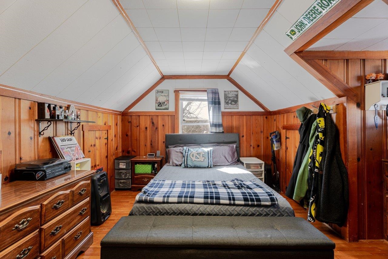 104 JACKSON AVE, ELKTON, Virginia 22827, 4 Bedrooms Bedrooms, ,1 BathroomBathrooms,Residential,104 JACKSON AVE,674228 MLS # 674228