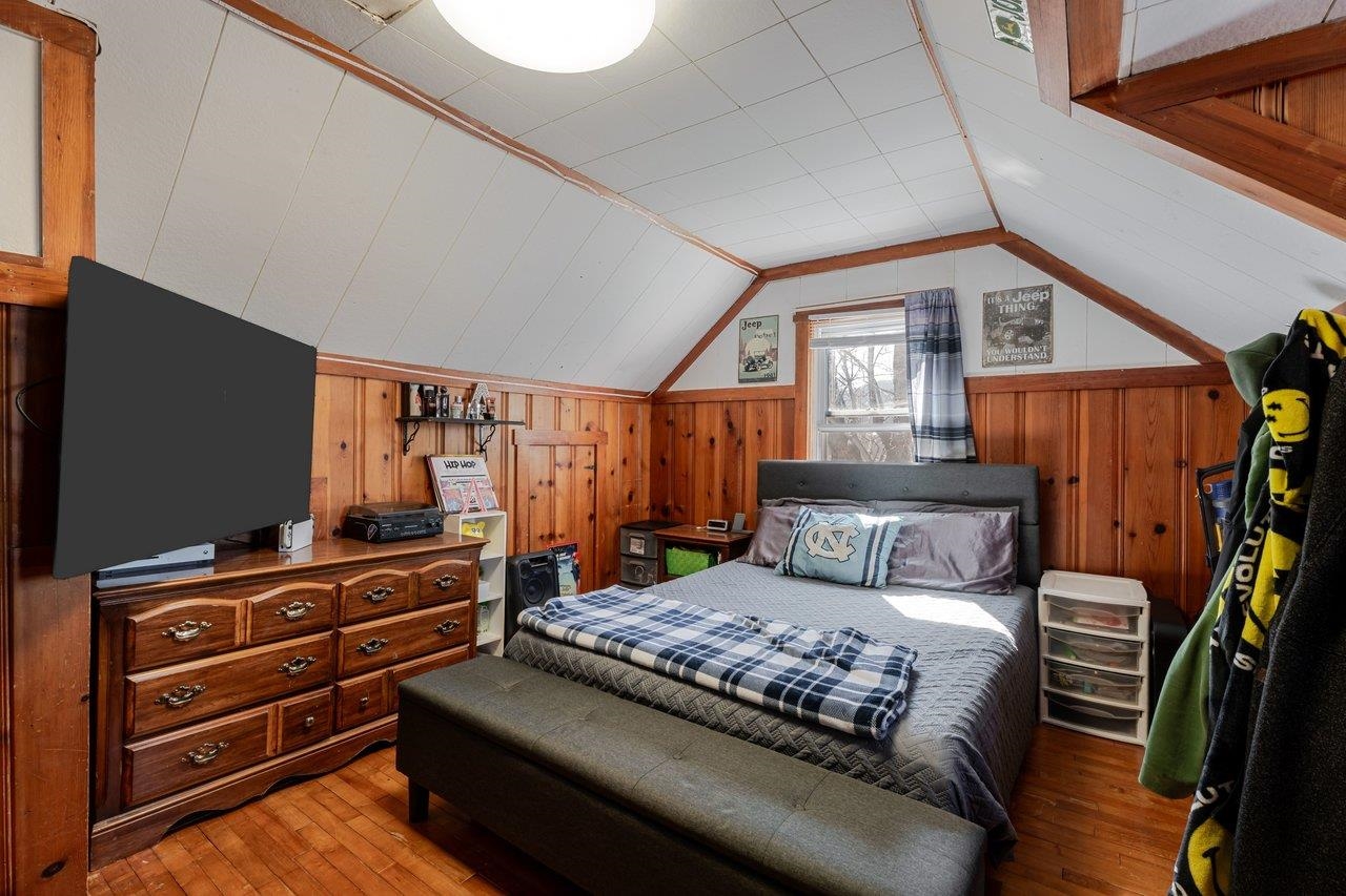 104 JACKSON AVE, ELKTON, Virginia 22827, 4 Bedrooms Bedrooms, ,1 BathroomBathrooms,Residential,104 JACKSON AVE,674228 MLS # 674228