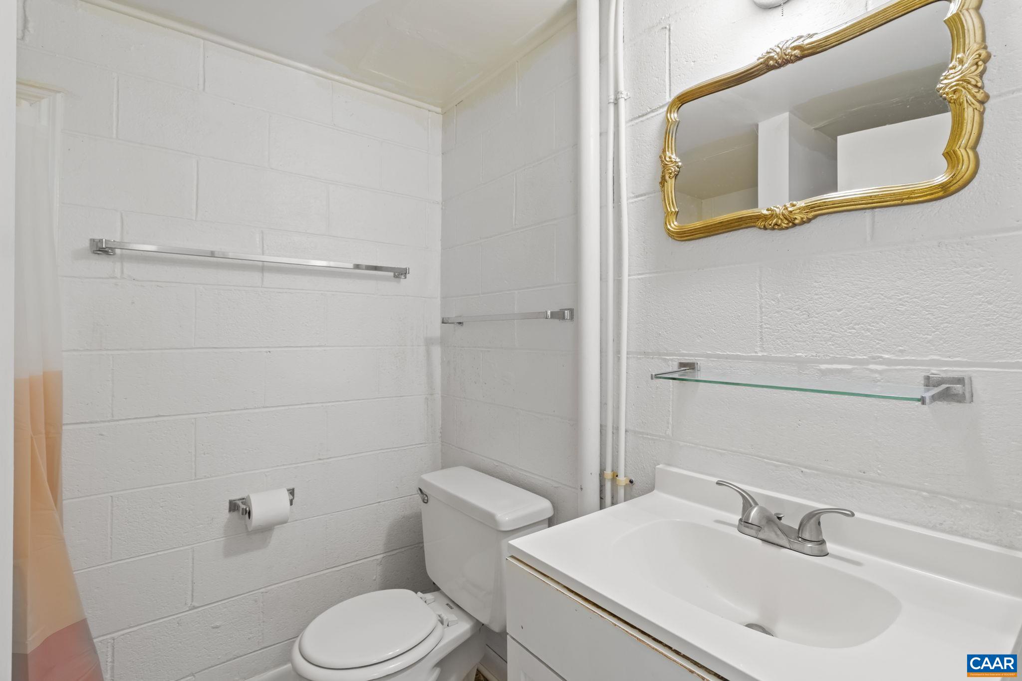 3258 W RIVER RD, SCOTTSVILLE, Virginia 24590, 4 Bedrooms Bedrooms, ,3 BathroomsBathrooms,Residential,3258 W RIVER RD,674230 MLS # 674230