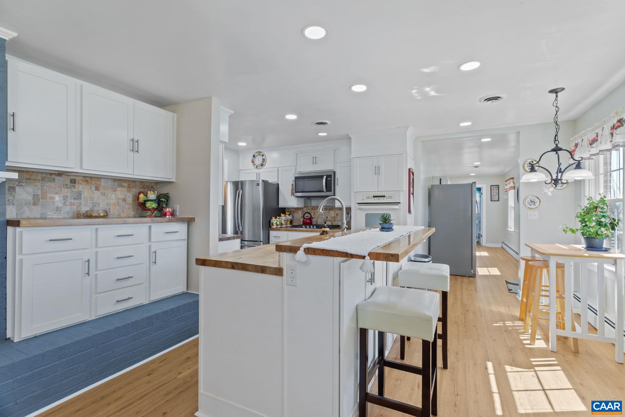 3258 W RIVER RD, SCOTTSVILLE, Virginia 24590, 4 Bedrooms Bedrooms, ,3 BathroomsBathrooms,Residential,3258 W RIVER RD,674230 MLS # 674230