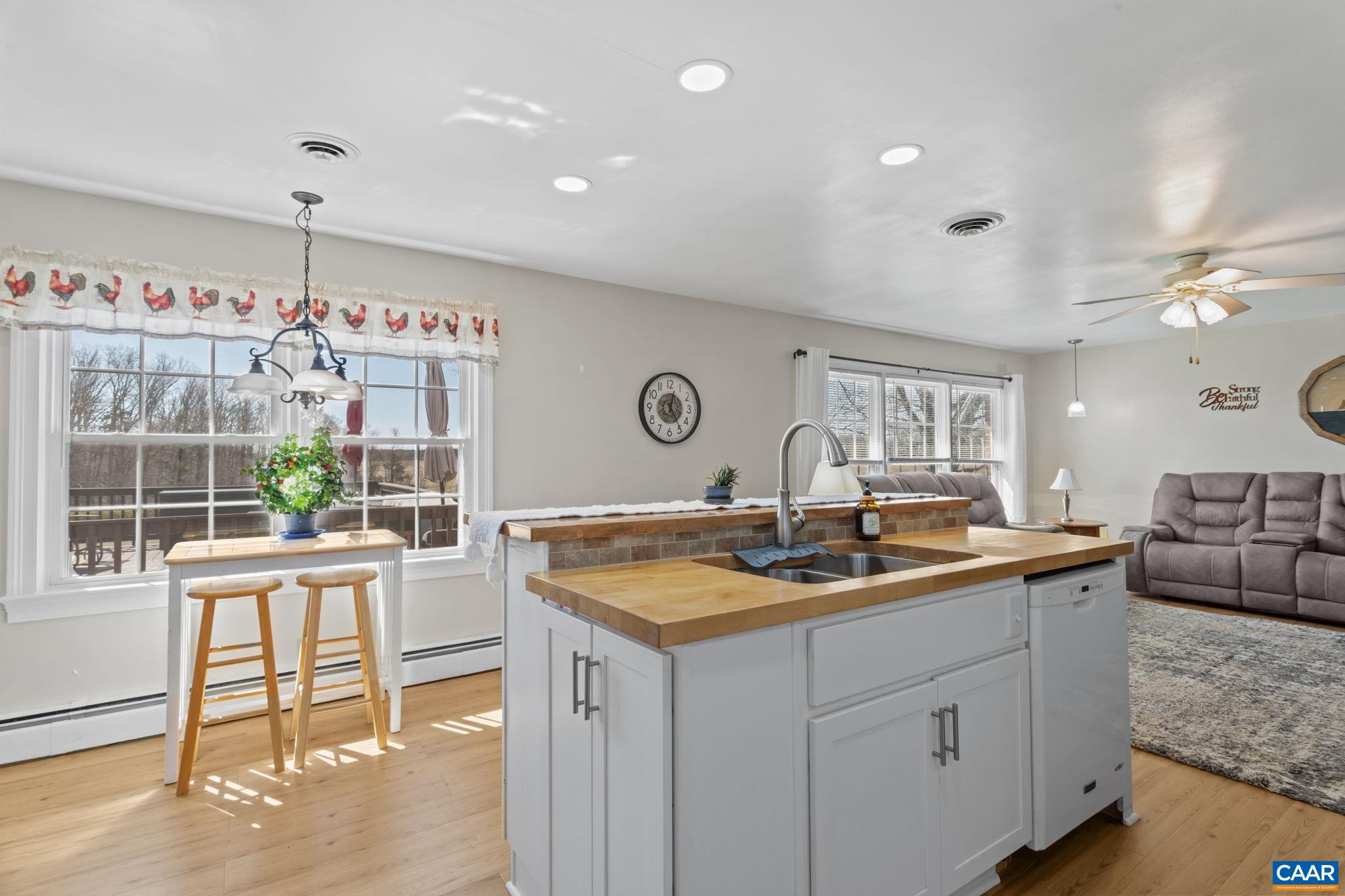 3258 W RIVER RD, SCOTTSVILLE, Virginia 24590, 4 Bedrooms Bedrooms, ,3 BathroomsBathrooms,Residential,3258 W RIVER RD,674230 MLS # 674230