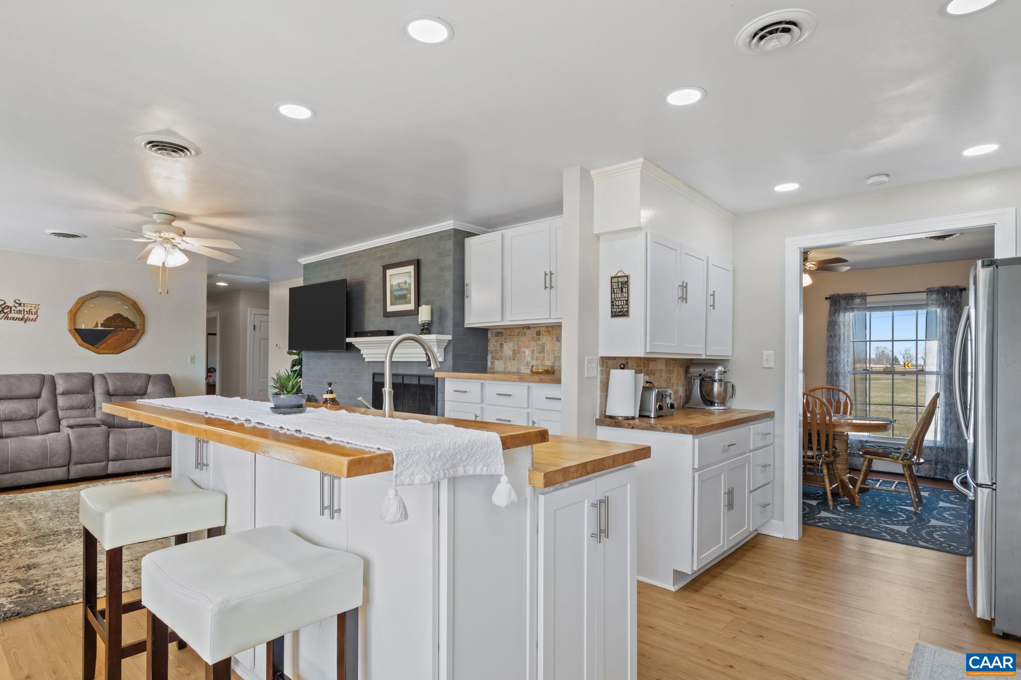 3258 W RIVER RD, SCOTTSVILLE, Virginia 24590, 4 Bedrooms Bedrooms, ,3 BathroomsBathrooms,Residential,3258 W RIVER RD,674230 MLS # 674230