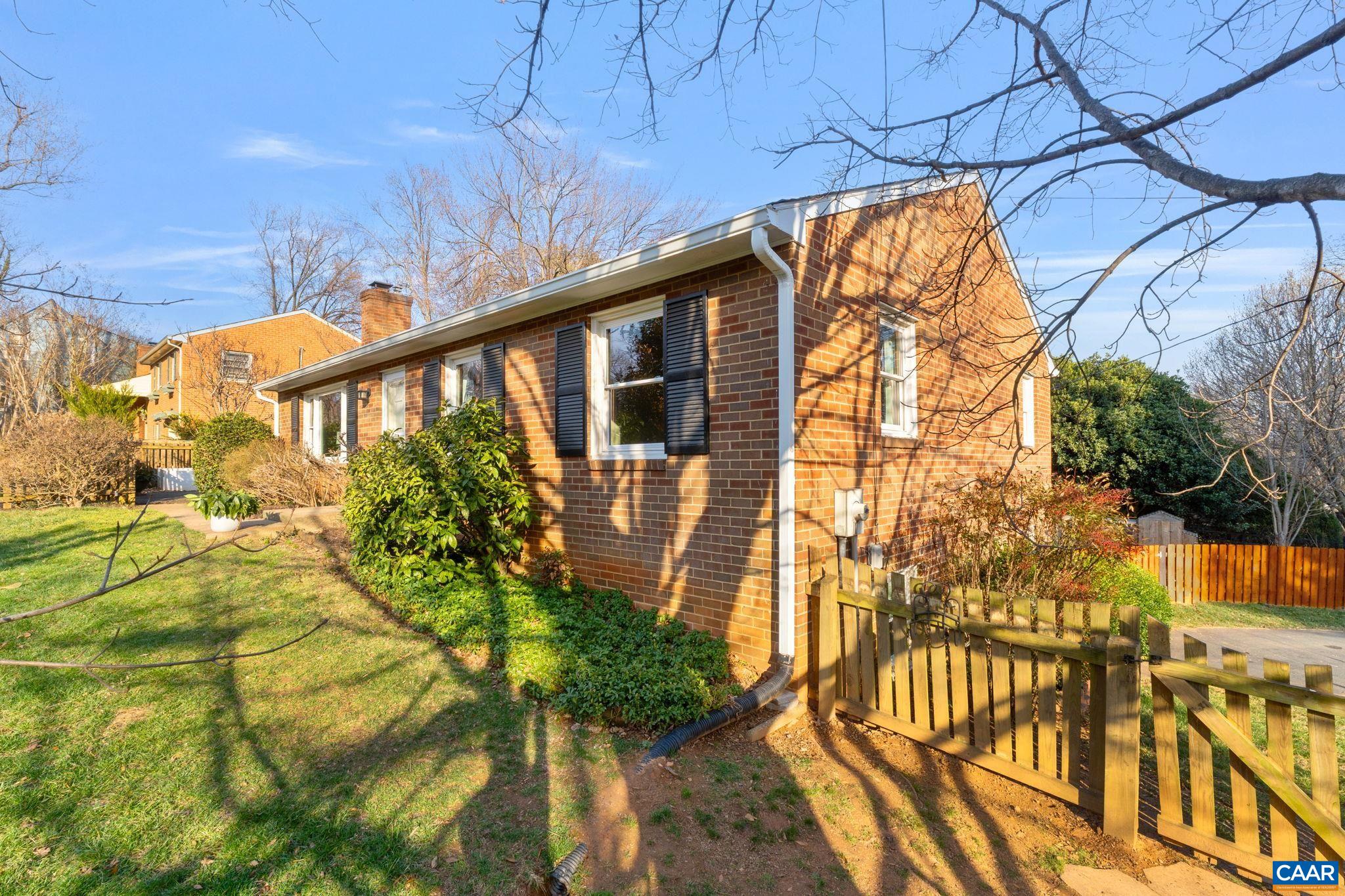 1000 PARK ST, CHARLOTTESVILLE, Virginia 22901, 4 Bedrooms Bedrooms, ,3 BathroomsBathrooms,Residential,1000 PARK ST,674223 MLS # 674223