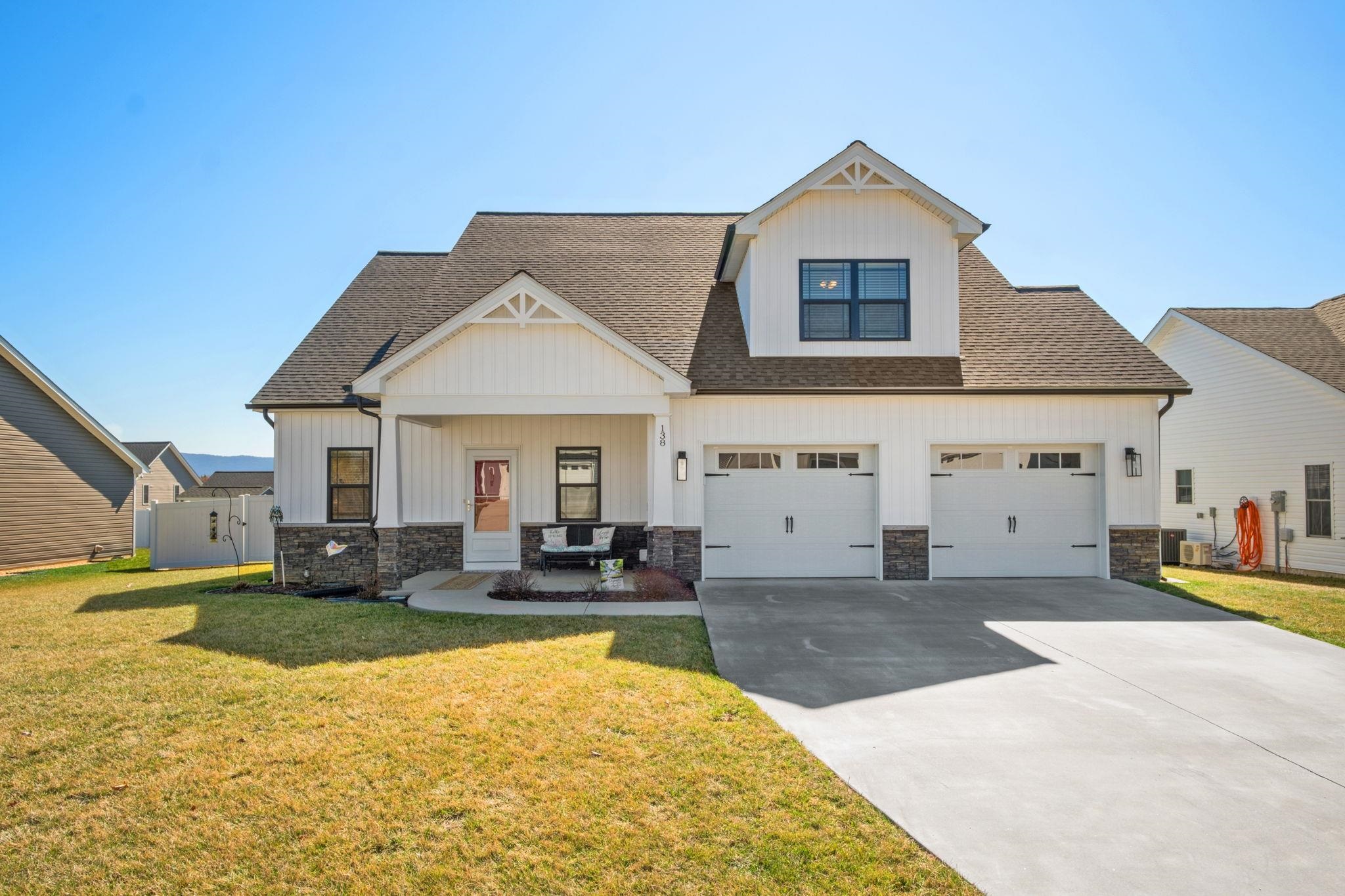 138 LINDBURGH DR, WAYNESBORO, Virginia 22980, 4 Bedrooms Bedrooms, ,2 BathroomsBathrooms,Residential,138 LINDBURGH DR,674226 MLS # 674226