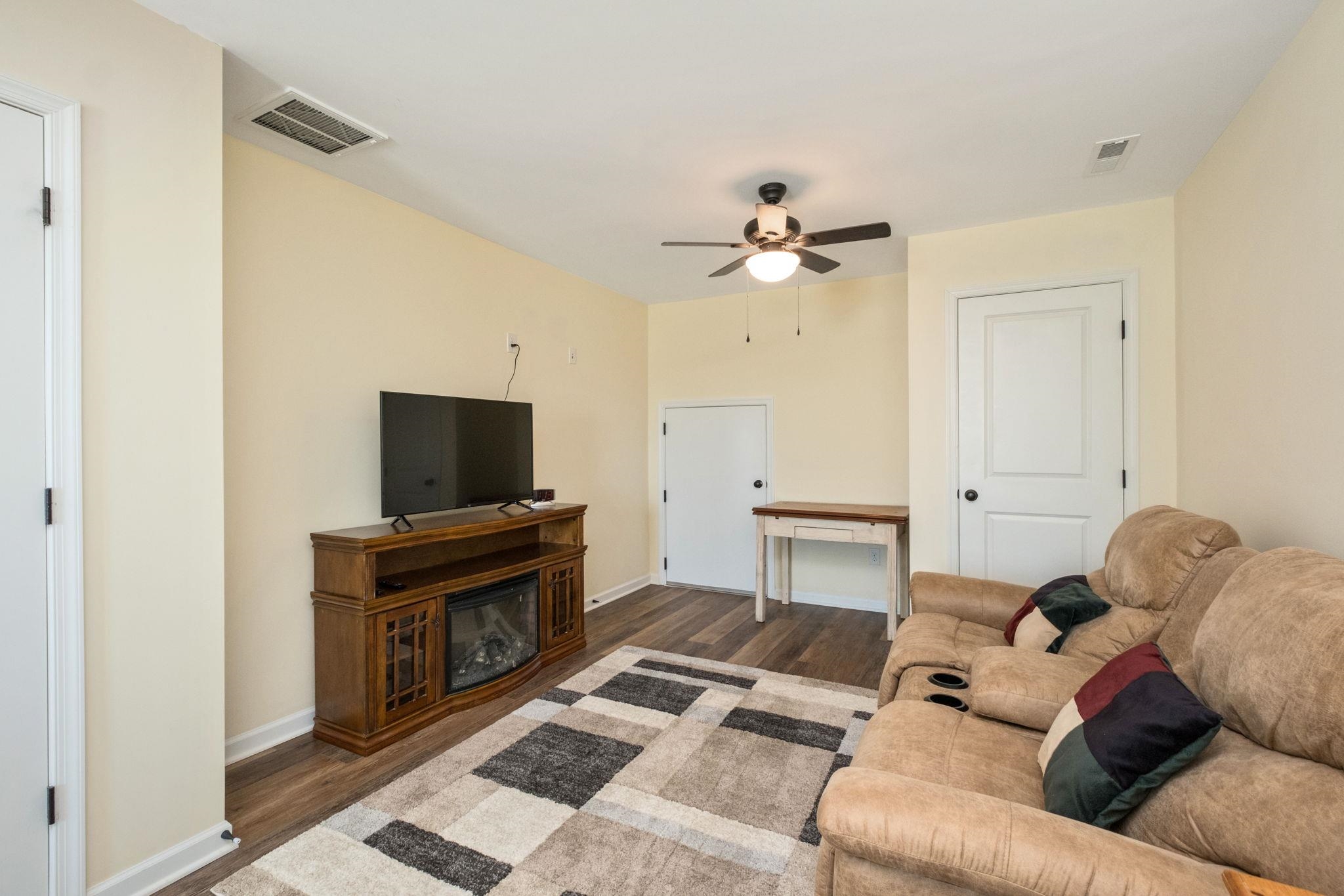 138 LINDBURGH DR, WAYNESBORO, Virginia 22980, 4 Bedrooms Bedrooms, ,2 BathroomsBathrooms,Residential,138 LINDBURGH DR,674226 MLS # 674226