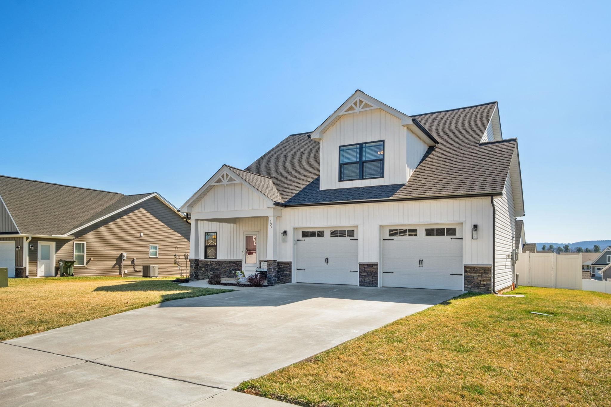 138 LINDBURGH DR, WAYNESBORO, Virginia 22980, 4 Bedrooms Bedrooms, ,2 BathroomsBathrooms,Residential,138 LINDBURGH DR,674226 MLS # 674226