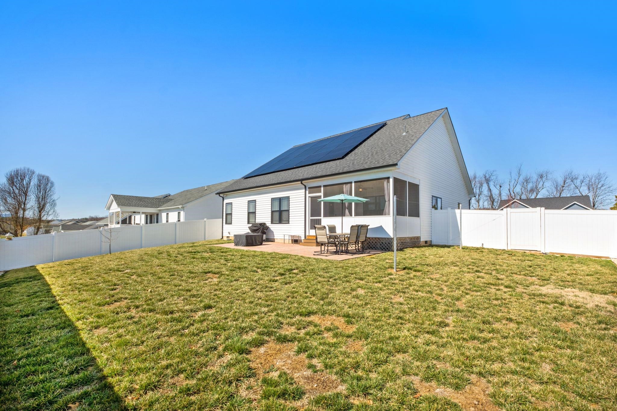 138 LINDBURGH DR, WAYNESBORO, Virginia 22980, 4 Bedrooms Bedrooms, ,2 BathroomsBathrooms,Residential,138 LINDBURGH DR,674226 MLS # 674226