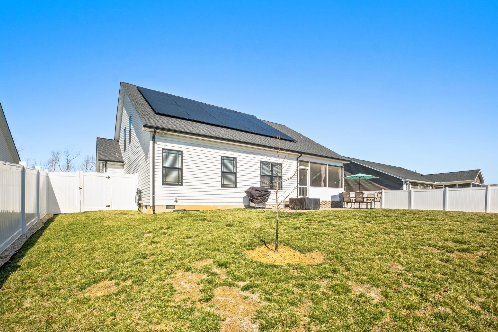 138 LINDBURGH DR, WAYNESBORO, Virginia 22980, 4 Bedrooms Bedrooms, ,2 BathroomsBathrooms,Residential,138 LINDBURGH DR,674226 MLS # 674226