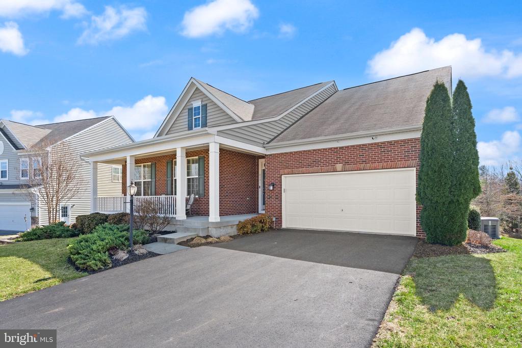 8301 LUCY AVE, WARRENTON, Virginia, 4 Bedrooms Bedrooms, ,4 BathroomsBathrooms,Residential,8301 LUCY AVE,VAFQ2020560 MLS # VAFQ2020560