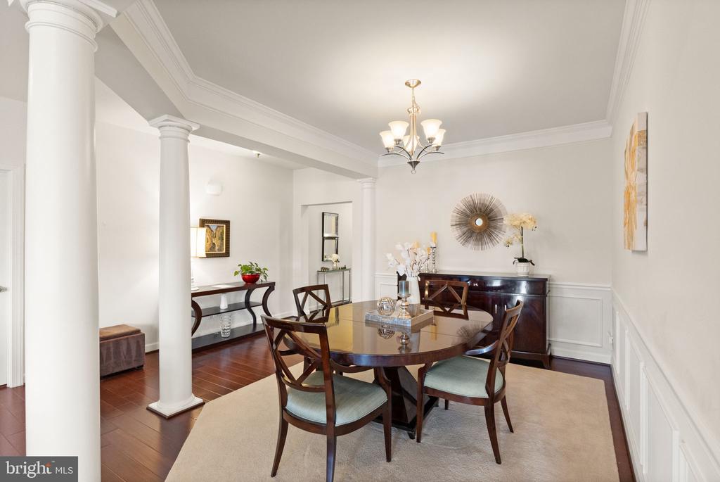 8301 LUCY AVE, WARRENTON, Virginia, 4 Bedrooms Bedrooms, ,4 BathroomsBathrooms,Residential,8301 LUCY AVE,VAFQ2020560 MLS # VAFQ2020560