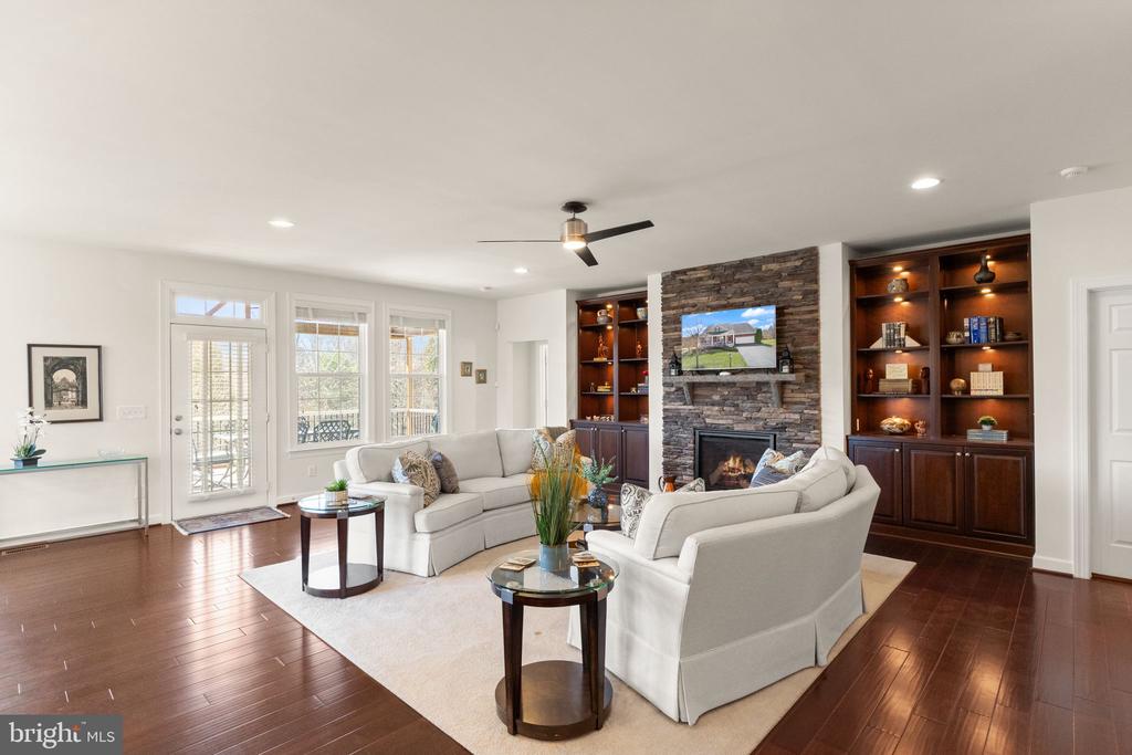 8301 LUCY AVE, WARRENTON, Virginia, 4 Bedrooms Bedrooms, ,4 BathroomsBathrooms,Residential,8301 LUCY AVE,VAFQ2020560 MLS # VAFQ2020560