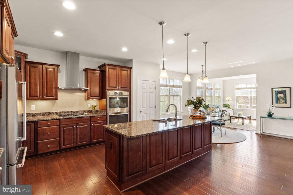 8301 LUCY AVE, WARRENTON, Virginia, 4 Bedrooms Bedrooms, ,4 BathroomsBathrooms,Residential,8301 LUCY AVE,VAFQ2020560 MLS # VAFQ2020560