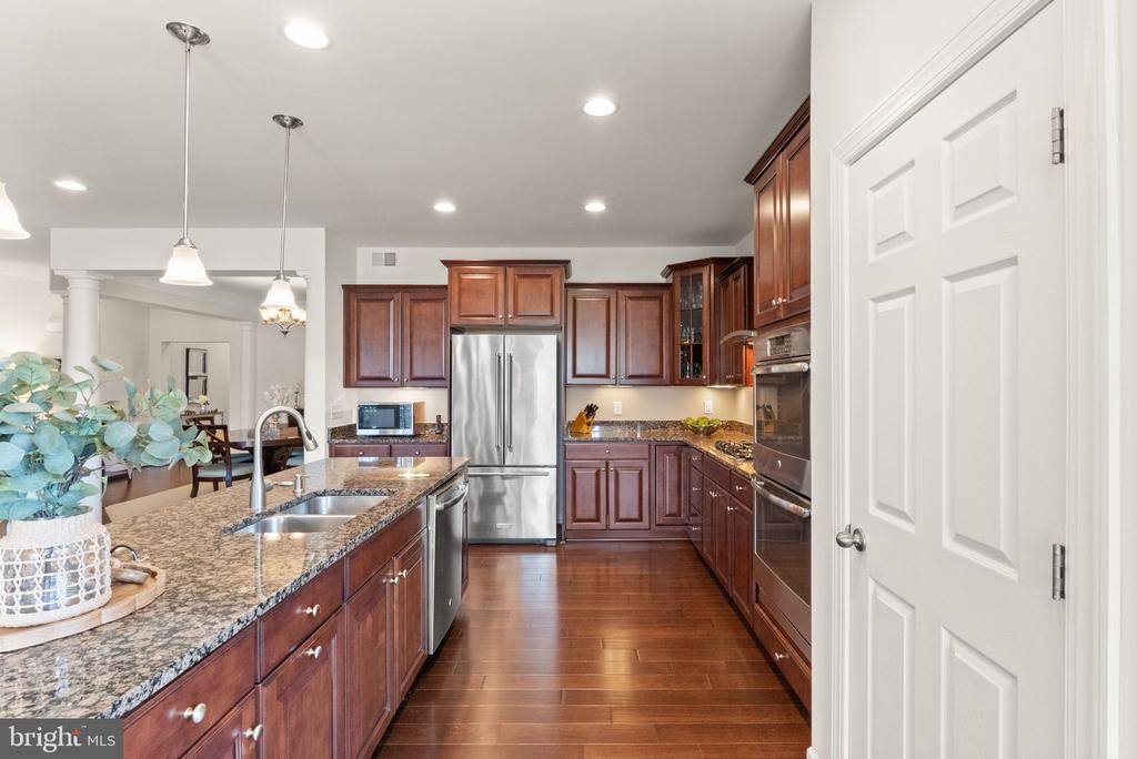 8301 LUCY AVE, WARRENTON, Virginia, 4 Bedrooms Bedrooms, ,4 BathroomsBathrooms,Residential,8301 LUCY AVE,VAFQ2020560 MLS # VAFQ2020560