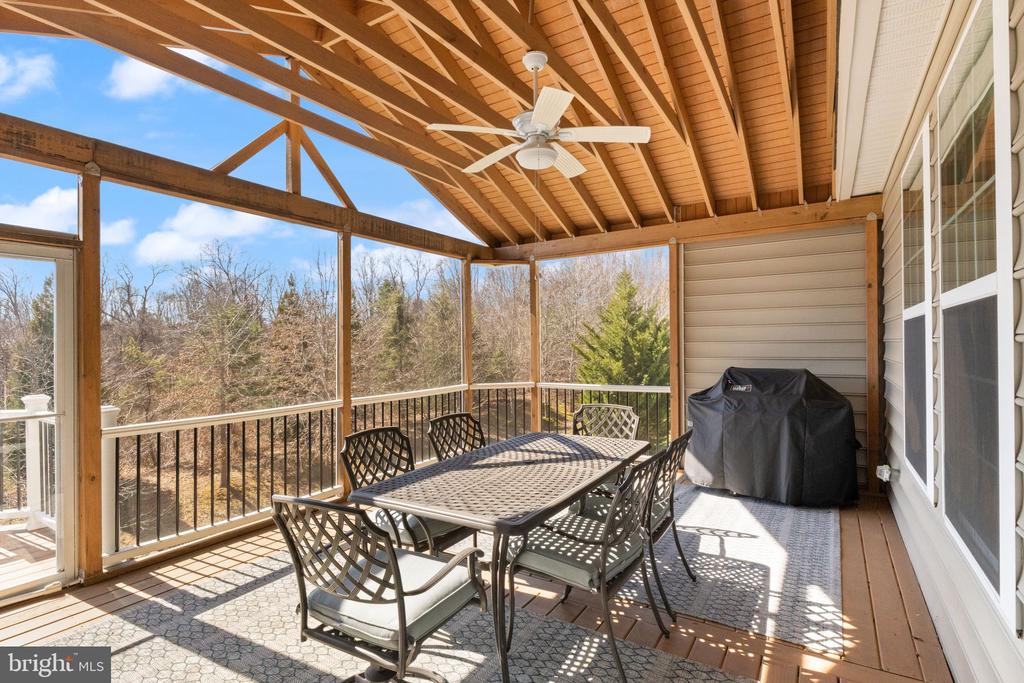 8301 LUCY AVE, WARRENTON, Virginia, 4 Bedrooms Bedrooms, ,4 BathroomsBathrooms,Residential,8301 LUCY AVE,VAFQ2020560 MLS # VAFQ2020560