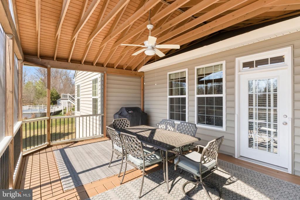 8301 LUCY AVE, WARRENTON, Virginia, 4 Bedrooms Bedrooms, ,4 BathroomsBathrooms,Residential,8301 LUCY AVE,VAFQ2020560 MLS # VAFQ2020560