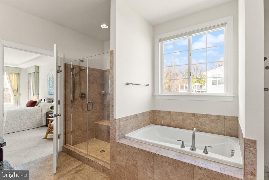 8301 LUCY AVE, WARRENTON, Virginia, 4 Bedrooms Bedrooms, ,4 BathroomsBathrooms,Residential,8301 LUCY AVE,VAFQ2020560 MLS # VAFQ2020560