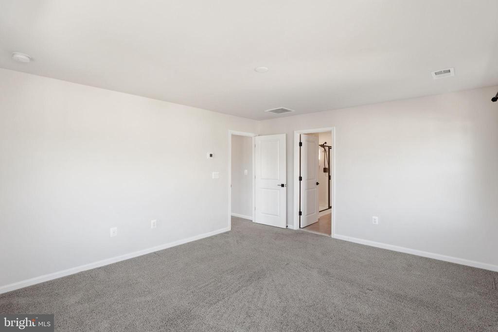 11425 BLUESTEM WAY, FREDERICKSBURG, Virginia 22407, 4 Bedrooms Bedrooms, ,3 BathroomsBathrooms,Residential,11425 BLUESTEM WAY,VASP2039352 MLS # VASP2039352