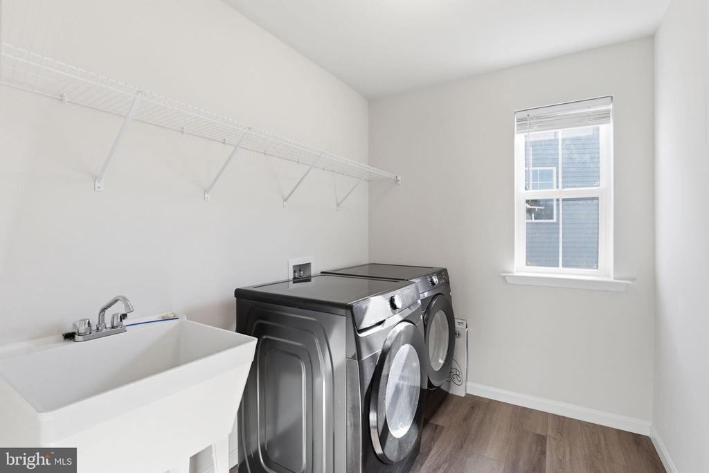 11425 BLUESTEM WAY, FREDERICKSBURG, Virginia 22407, 4 Bedrooms Bedrooms, ,3 BathroomsBathrooms,Residential,11425 BLUESTEM WAY,VASP2039352 MLS # VASP2039352