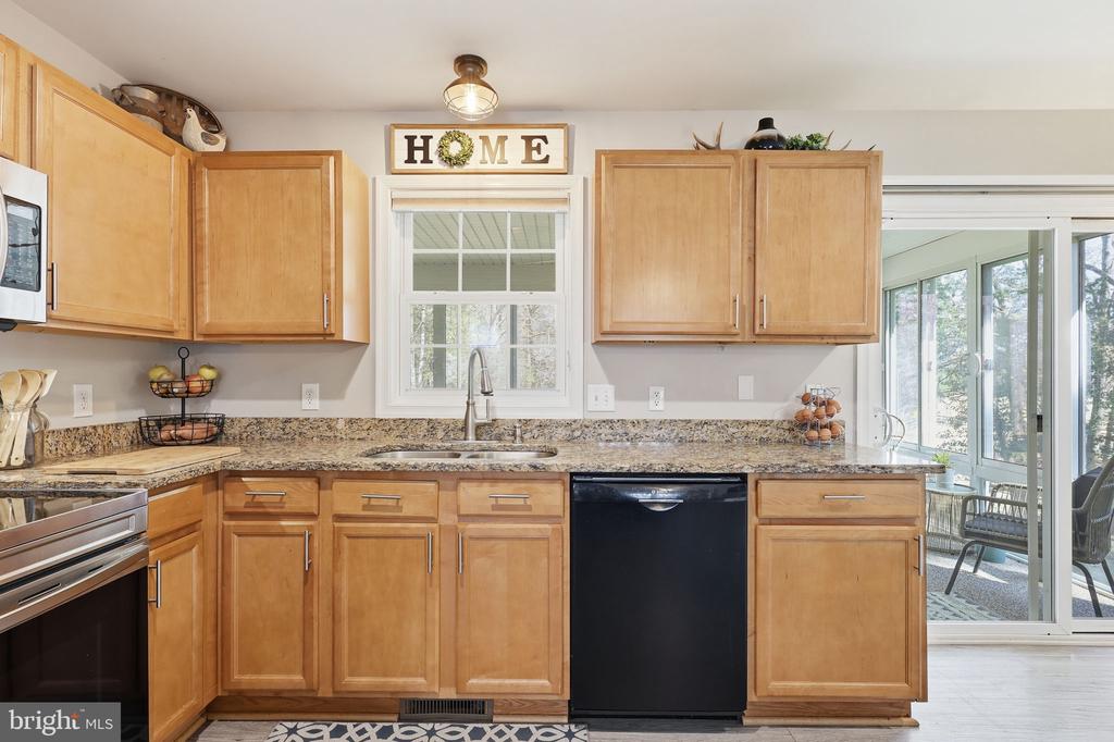 9411 BROCK RD, SPOTSYLVANIA, Virginia 22553, 3 Bedrooms Bedrooms, ,3 BathroomsBathrooms,Residential,9411 BROCK RD,VASP2039378 MLS # VASP2039378