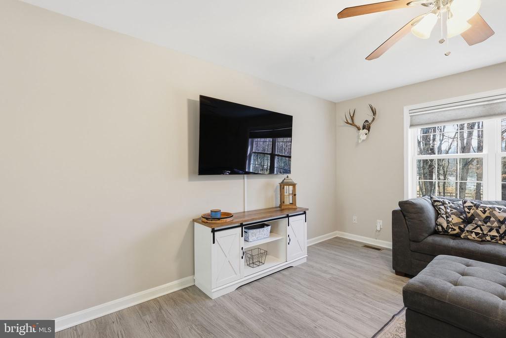 9411 BROCK RD, SPOTSYLVANIA, Virginia 22553, 3 Bedrooms Bedrooms, ,3 BathroomsBathrooms,Residential,9411 BROCK RD,VASP2039378 MLS # VASP2039378