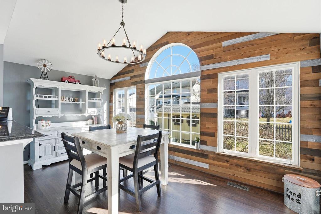 12223 RIVERTON CT, REMINGTON, Virginia 22734, 4 Bedrooms Bedrooms, ,2 BathroomsBathrooms,Residential,12223 RIVERTON CT,VAFQ2020672 MLS # VAFQ2020672