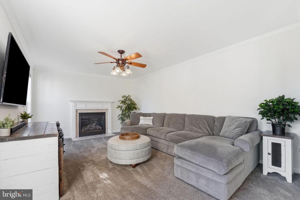 12223 RIVERTON CT, REMINGTON, Virginia 22734, 4 Bedrooms Bedrooms, ,2 BathroomsBathrooms,Residential,12223 RIVERTON CT,VAFQ2020672 MLS # VAFQ2020672