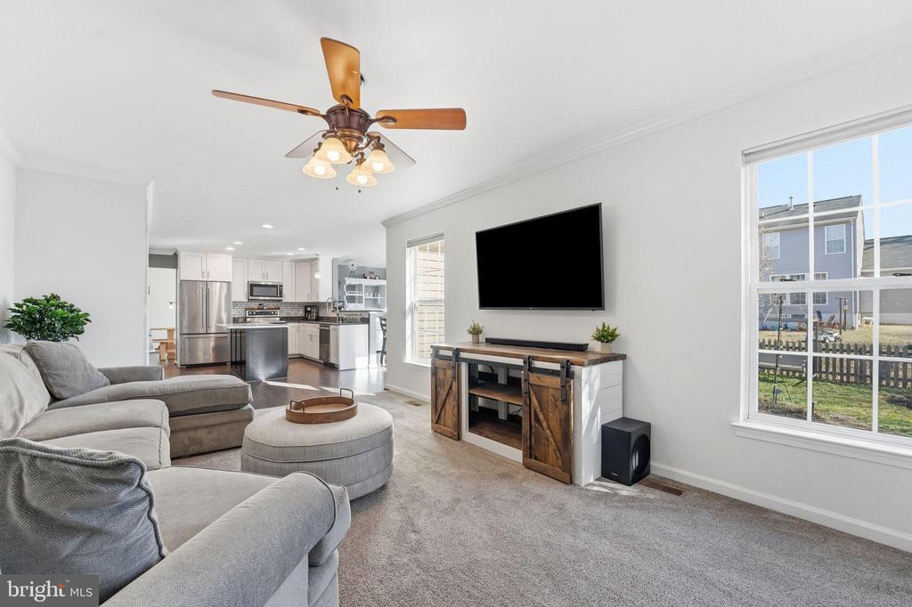 12223 RIVERTON CT, REMINGTON, Virginia 22734, 4 Bedrooms Bedrooms, ,2 BathroomsBathrooms,Residential,12223 RIVERTON CT,VAFQ2020672 MLS # VAFQ2020672