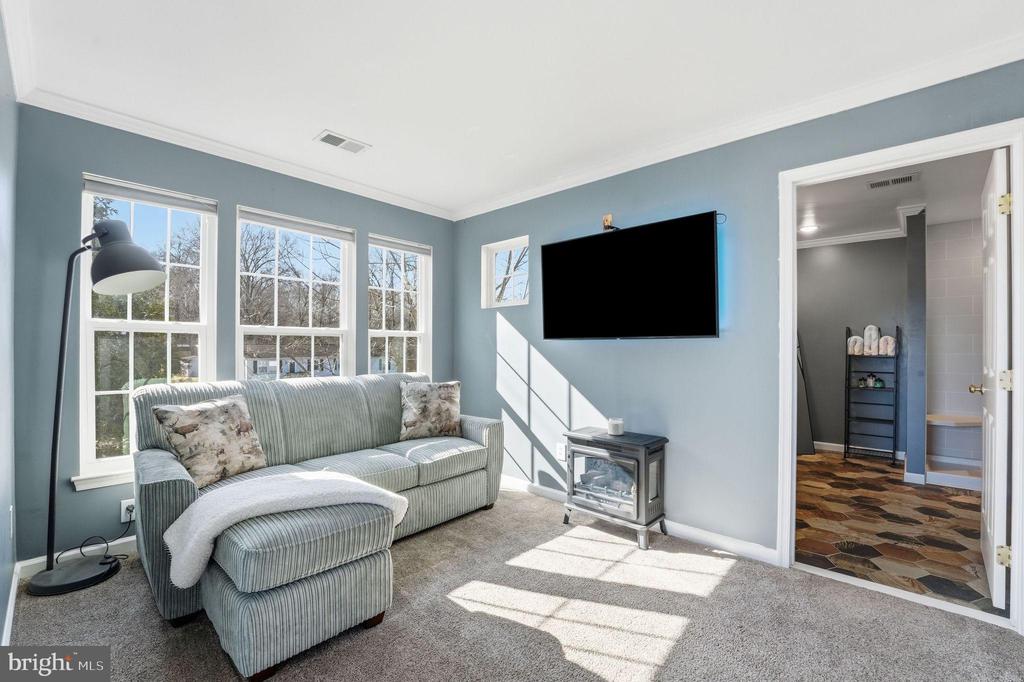 12223 RIVERTON CT, REMINGTON, Virginia 22734, 4 Bedrooms Bedrooms, ,2 BathroomsBathrooms,Residential,12223 RIVERTON CT,VAFQ2020672 MLS # VAFQ2020672