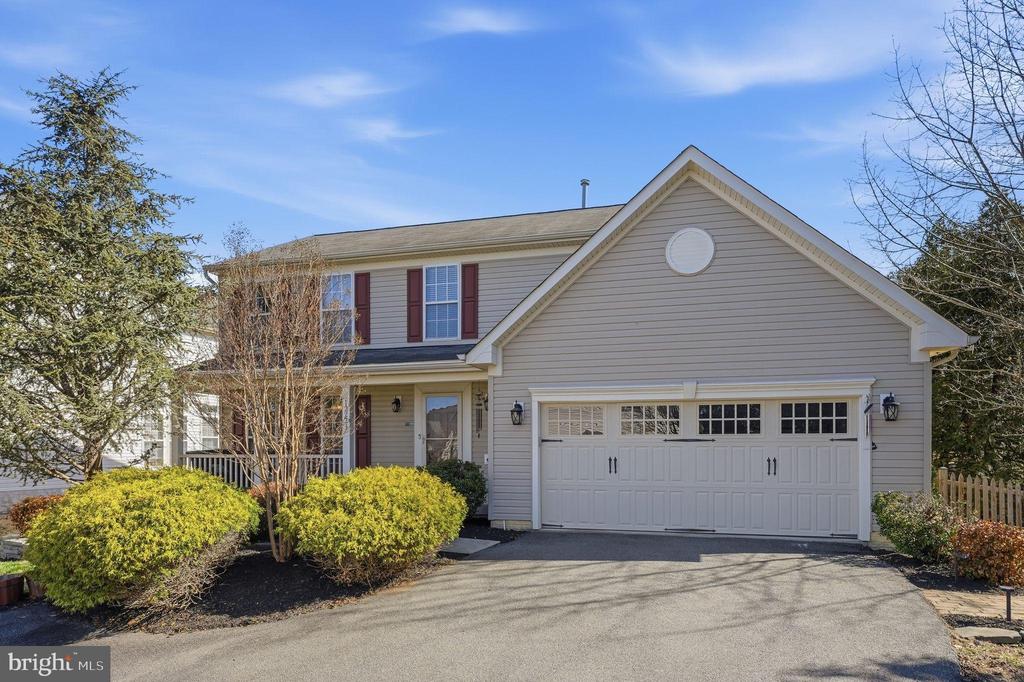 12223 RIVERTON CT, REMINGTON, Virginia 22734, 4 Bedrooms Bedrooms, ,2 BathroomsBathrooms,Residential,12223 RIVERTON CT,VAFQ2020672 MLS # VAFQ2020672