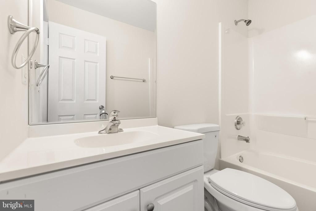 7653 WANKOMA DR, REMINGTON, Virginia 22734, 3 Bedrooms Bedrooms, ,2 BathroomsBathrooms,Residential,7653 WANKOMA DR,VAFQ2020656 MLS # VAFQ2020656