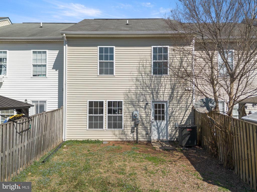 7653 WANKOMA DR, REMINGTON, Virginia 22734, 3 Bedrooms Bedrooms, ,2 BathroomsBathrooms,Residential,7653 WANKOMA DR,VAFQ2020656 MLS # VAFQ2020656