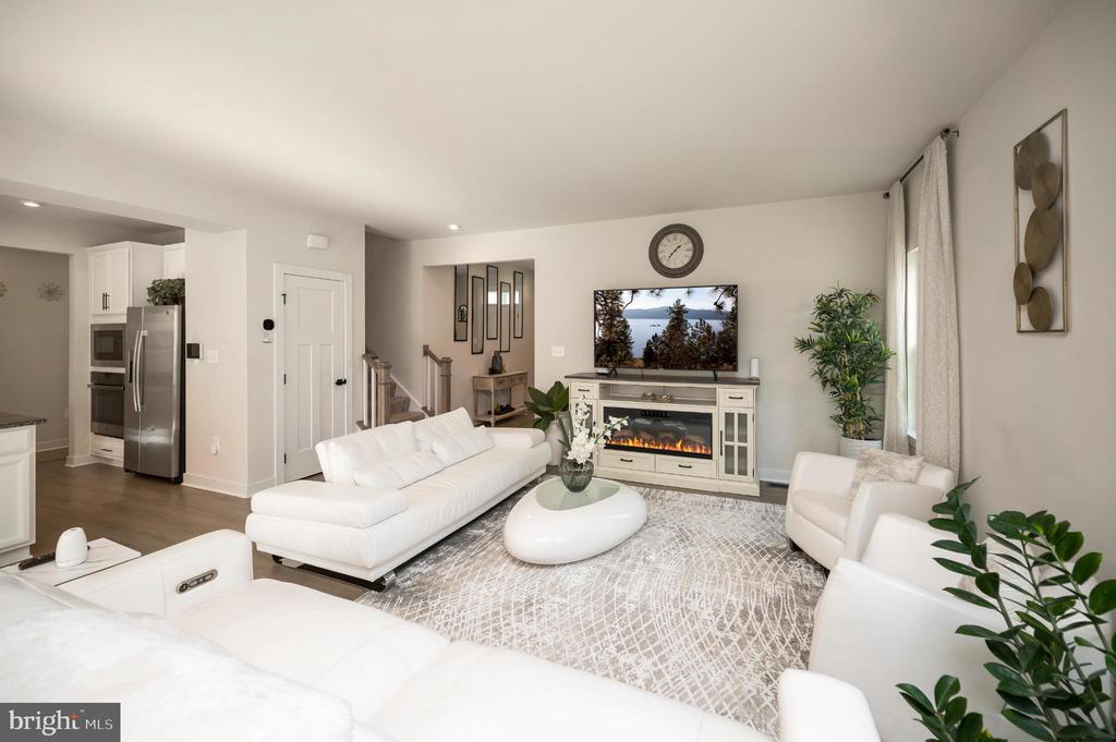 5432 HOLLEY OAK LN, FREDERICKSBURG, Virginia 22407, 4 Bedrooms Bedrooms, ,3 BathroomsBathrooms,Residential,5432 HOLLEY OAK LN,VASP2038896 MLS # VASP2038896